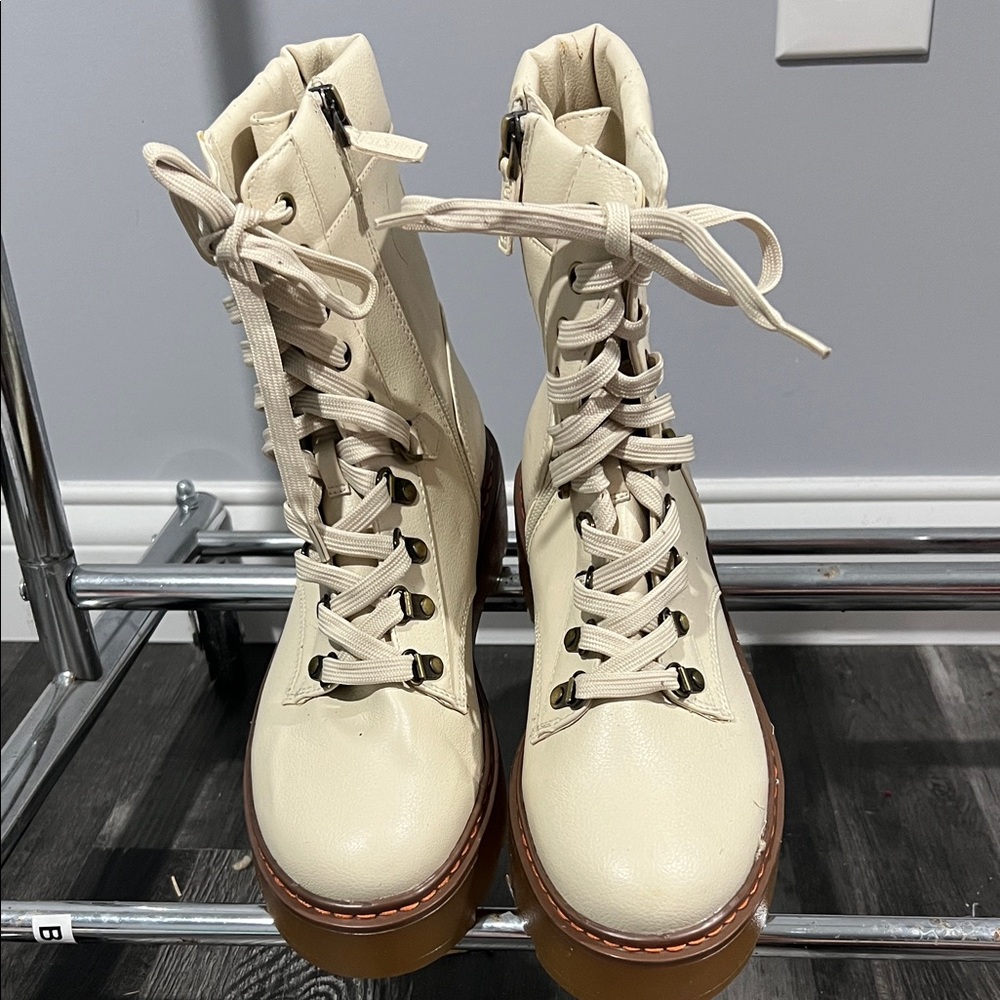 Circus by Sam Edelman Off-White Lace-Up Moto Boots